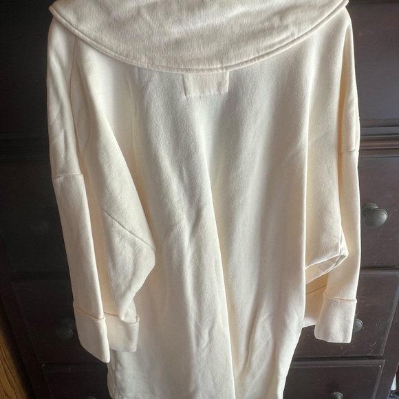 Merona Cream Plush Robe – Hooded Fleece Loungewear - Picture 3 of 3